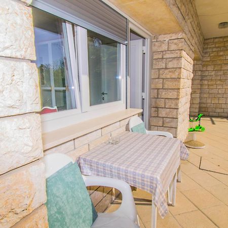 Apartments Anita Near Opatija With Private Parking มาทุลยี ภายนอก รูปภาพ