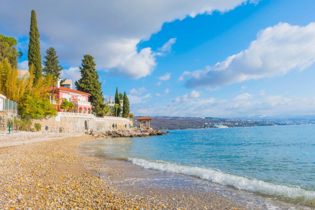 Apartments Anita Near Opatija With Private Parking มาทุลยี ภายนอก รูปภาพ