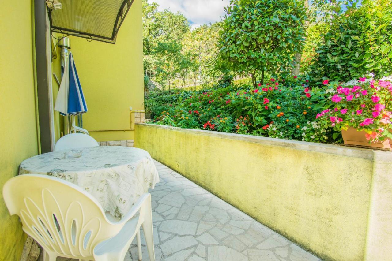 Apartments Anita Near Opatija With Private Parking มาทุลยี ภายนอก รูปภาพ