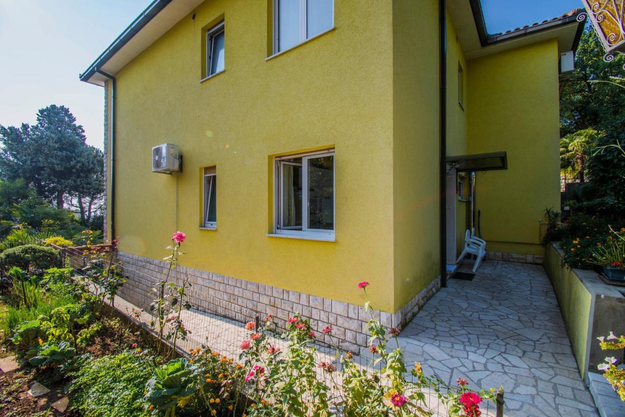 Apartments Anita Near Opatija With Private Parking มาทุลยี ภายนอก รูปภาพ